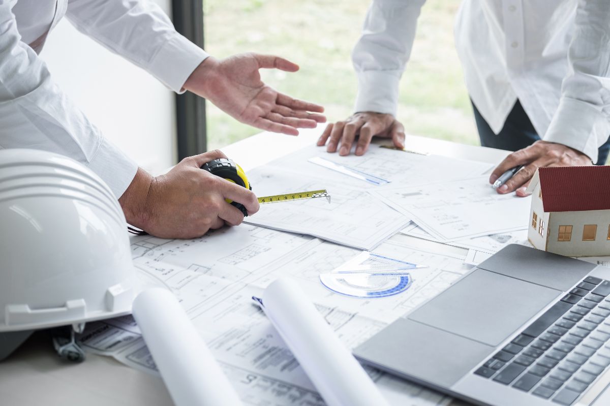 エスプロムについて